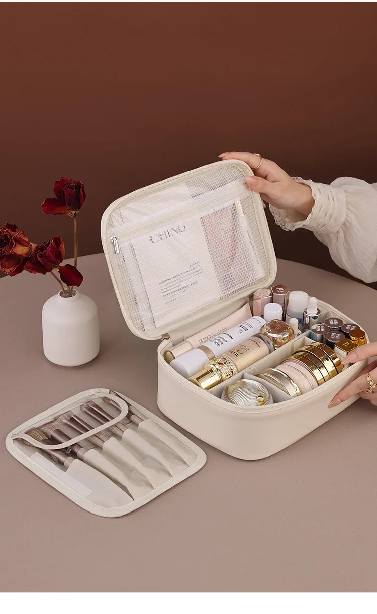 New Women's Cosmetic Bag Luxury Makeup Bag Travel Organizer